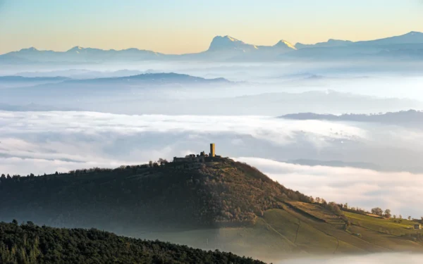 Un oceano di nebbia tra Marche e Abruzzo