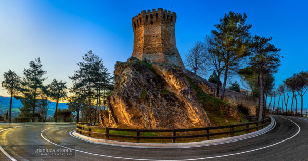 La torre dell'Onglavina - Gianluca Storani Photo Art (ID: 3-5464)