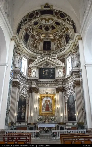 Cappella con affresco Madonna delle Vergini