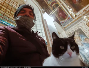 Gianluca e il gatto del santuario